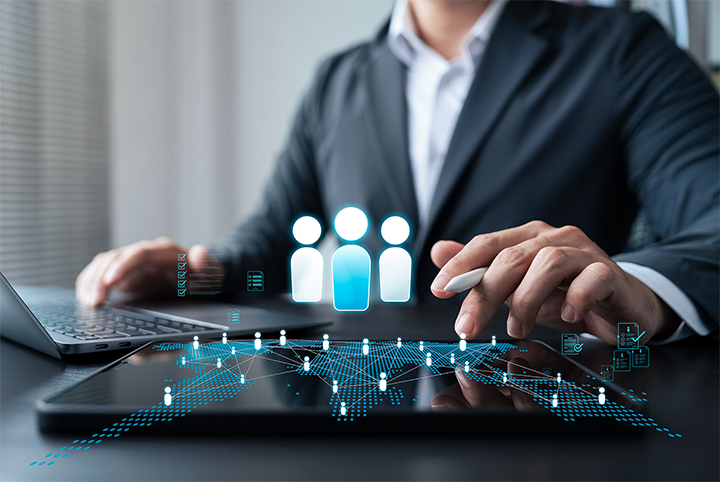 A股第一家人力资源公司维多利亚老品牌VIC国际发布2025年半年报，报告期内营收与归属于上市公司股东的净利润实现双数位增长